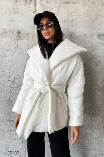 Дутая теплая куртка с запахом и поясом, синтепон 300 размер 42-46 - SvitStyle