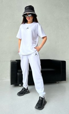 Спортивний жіночий костюм двійка, футболка і широкі штани на резинці з 42 по 48 розмір - 8533336 - SvitStyle
