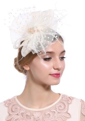 Унікальна жіночий капелюшок кольору шампань з вуаллю і брошкою А-1112 - 6179781 - SvitStyle