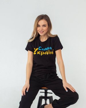 Патриотическая женская футболка с накатом - 8415205 - SvitStyle