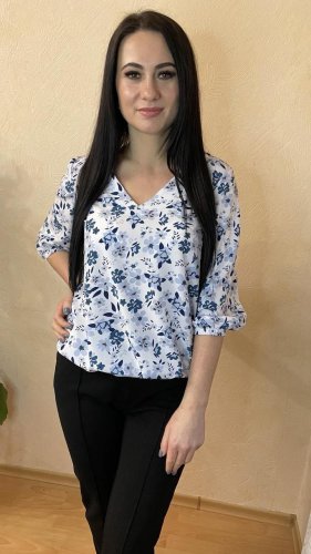 Женский костюм брюки с блузкой светлые цветы LM2430050102 - SvitStyle