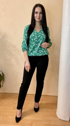 Женский костюм брюки с зеленой блузкой  LM2430050107 - SvitStyle