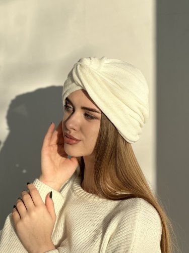 Шапка тюрбан ангоровий теплий зимовий D.Hats молочного кольору - SvitStyle