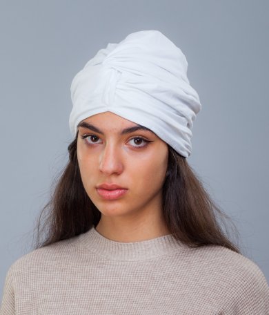 Шапка жіночий тюрбан в східному стилі D.Hats білого кольору - SvitStyle
