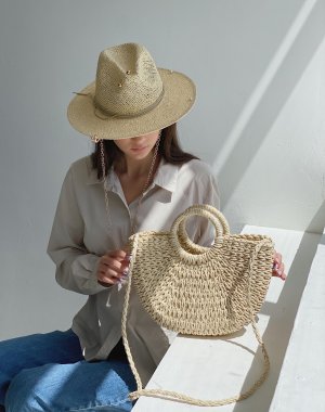 Комплект сумка і капелюх федора з широкими полями D.Hats світло-бежевого кольору. - 8614112 - SvitStyle