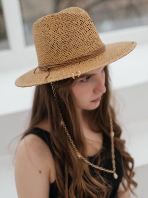 Жіночий літній капелюх Федора солом'яний стильний на літо з ланцюгом і черепашками коричневого кольору. - 8614174 - SvitStyle