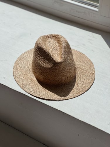 Капелюх літній жіночий соломяний D.Hats колір бежевий - SvitStyle