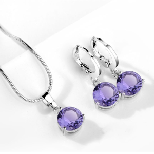 Комплект прикрас жіночий сережки, ланцюжок і кулон з бузковим камінням код 1015 - 8610259 - SvitStyle