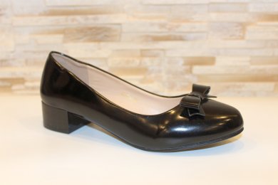 Туфлі жіночі чорні на зручному каблуці Т031 - SvitStyle
