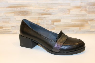 Туфлі жіночі чорні на зручному підборі натуральна шкіра Т074 - SvitStyle