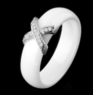 Керамічне біле жіноче кільце з кристалами код 1370 18 - 8610436 - SvitStyle