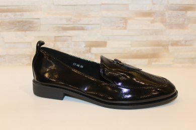 Туфлі жіночі чорні лакові Т1282 - SvitStyle