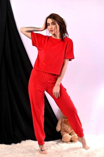 Піжама жіноча велюрова червона футболка та штани код П638 - SvitStyle