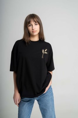 Повсякденна чорна жіноча оверсайз футболка з вишивкою "Пшениця" - 8613833 - SvitStyle