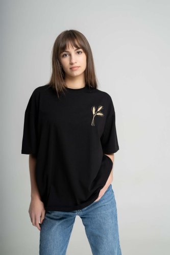 Повсякденна чорна жіноча оверсайз футболка з вишивкою Пшениця - SvitStyle