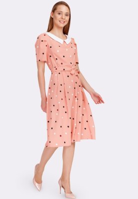 Розовое платье с отложным воротником принт горох 5590р, 42 - SvitStyle
