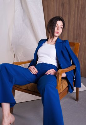 Широкі брюки яскраво-синього кольору з костюмної тканини 7147, 42 - SvitStyle