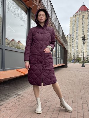 Утеплене стьобане пальто бордового кольору 4445р, 42 - SvitStyle