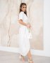 Біла довга сукня з розрізом на нозі (2)