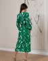 Зелена приталена сукня з розрізом (3)