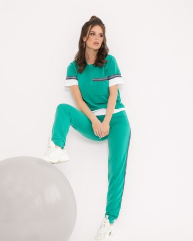 Bonita Зелений трикотажний костюм з блискучою тасьмою 29540-01 - SvitStyle