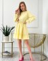 Жовта приталена сукня з воланом (1)