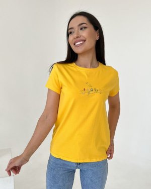 Жовта футболка з вишивкою - 8542813 - SvitStyle