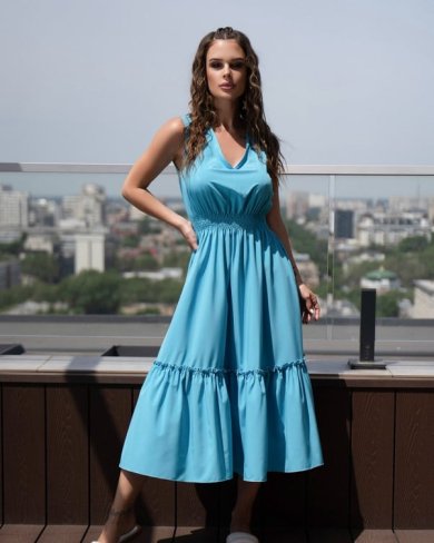 Блакитна сукня з V-подібними вирізами - SvitStyle