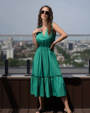 Зелена сукня з V-подібними вирізами - 8551070 - SvitStyle
