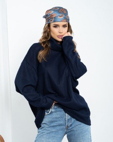 Темно-синій подовжений светр із високим горлом - SvitStyle