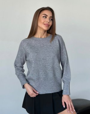 Темно-сірий ангоровий светр із подовженими манжетами - 8591954 - SvitStyle