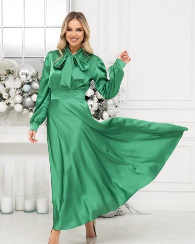 Зелена шовкова сукня з бантом - SvitStyle