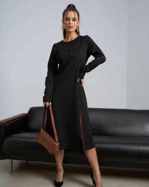 Чорне трикотажне плаття з розрізом - 8615808 - SvitStyle