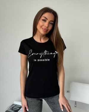Чорна трикотажна футболка з написом - SvitStyle