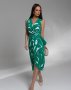 Зелена сукня на запах з принтом (1)