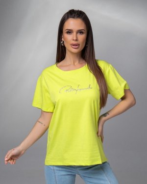 Салатова футболка з блискучим написом - SvitStyle