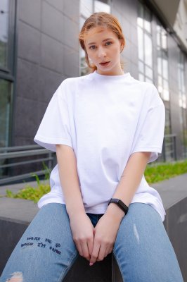 Широка бавовняна футболка оверсайз білого кольору Without - 7704917 - SvitStyle