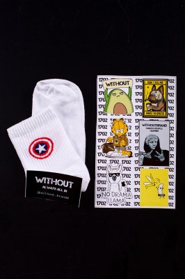 Білі високі шкарпетки однотонні з бавовни з логотипом Captain America Without - SvitStyle