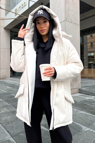Зимова куртка з екошкіри у білому кольорі м. Харків - SvitStyle