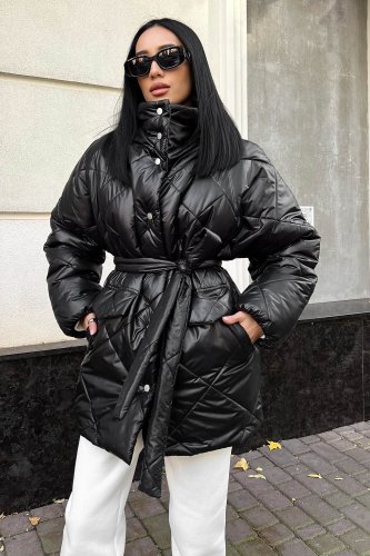 Зимова стьогана куртка у чорному кольорі м. Харків - SvitStyle